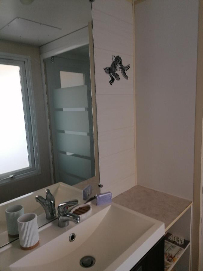 Hotel Le Domaine Des Iscles La Roque-d'Antheron Zewnętrze zdjęcie